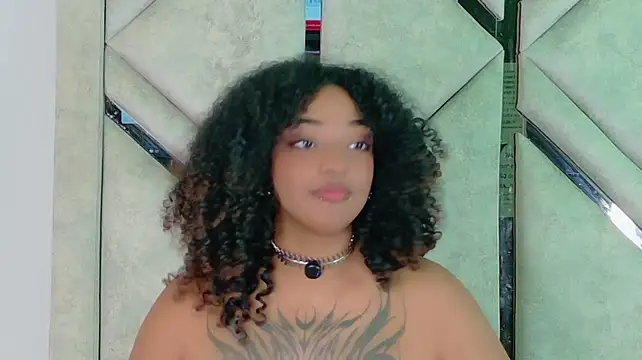 Cristal-Jonnes webcam