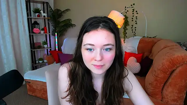AlluringLookk webcam