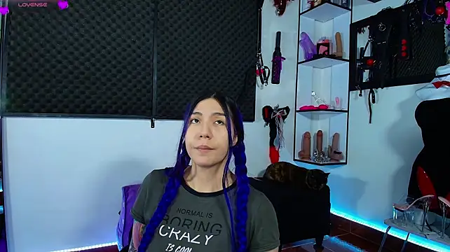 karlamoon23 webcam