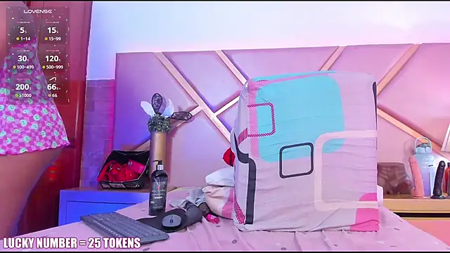SophieSinclair webcam