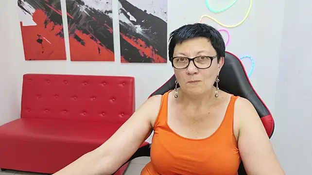EmilyL0ve webcam