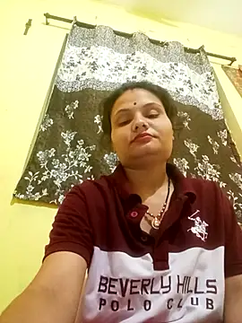Priti_hote webcam