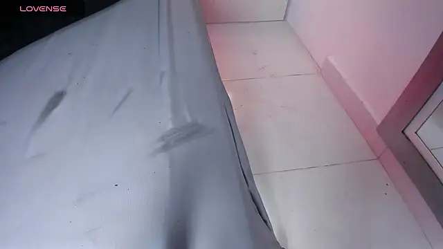 KendallWestt webcam