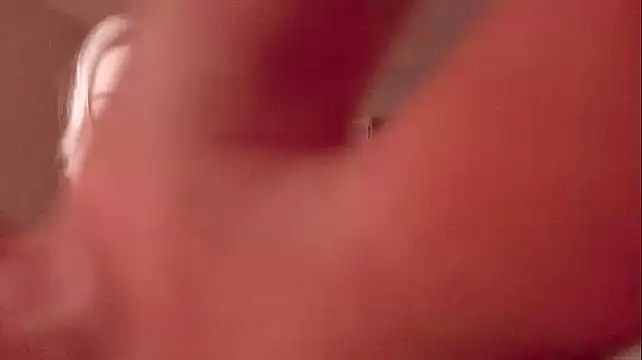 Melissa_Clude webcam