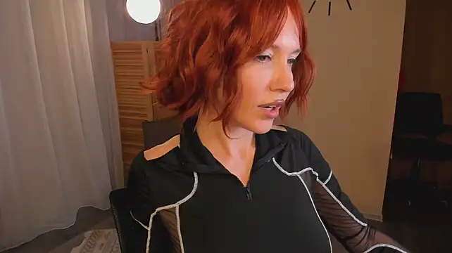 devine_devone webcam