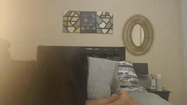 Creamyass22 webcam