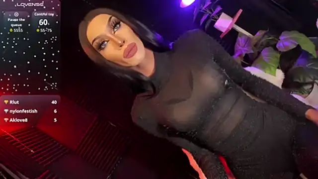 limitlessgoddes_mistress webcam