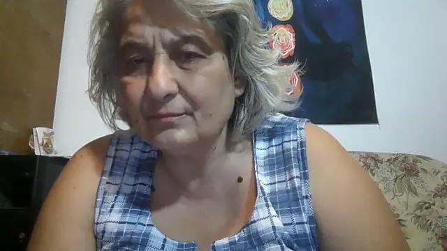 ExquisiteMature webcam