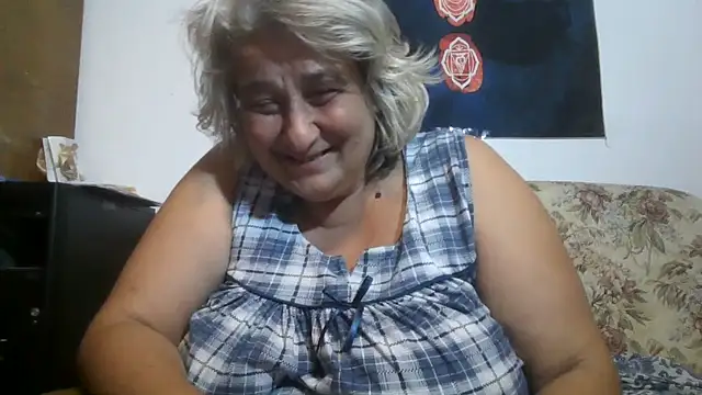 ExquisiteMature webcam