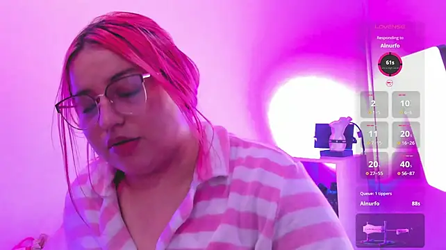 EmmaRouss1 live sex cam