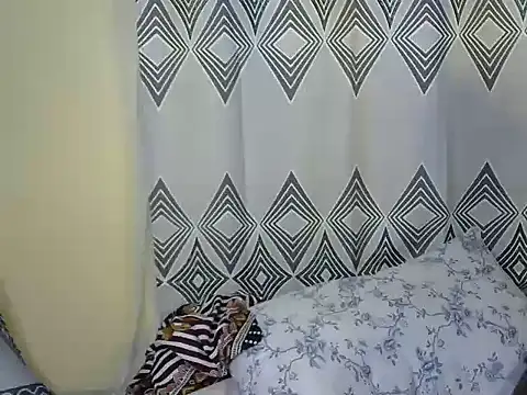 cheeky_caramel webcam