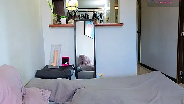 Matiashorney webcam