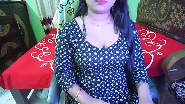 BengaliQueenStar webcam