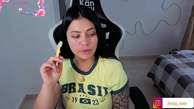 Victoryyy_ webcam