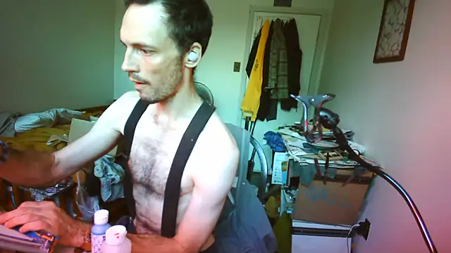 JohnnyMoves webcam
