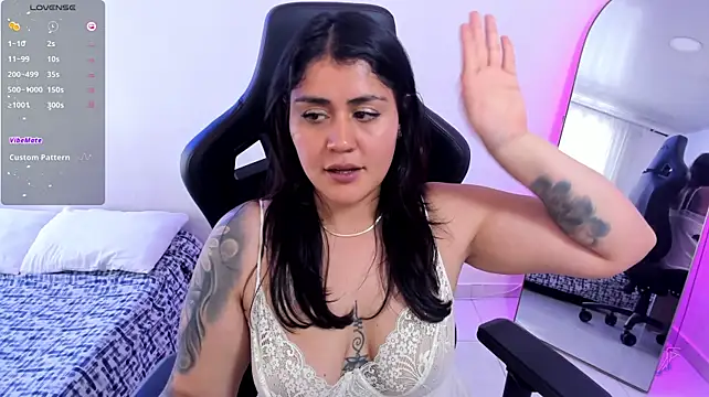 karlie02_ webcam