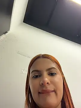 Irina_Velvett webcam