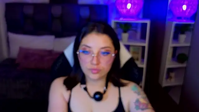 phoenixxxx777 webcam