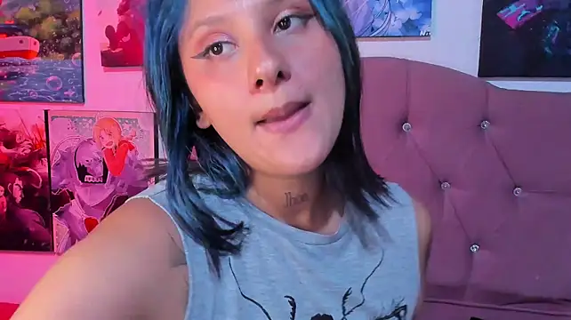 Mila_nixon02 webcam