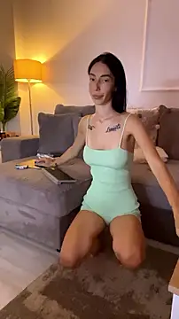 Celine_Roxelle webcam