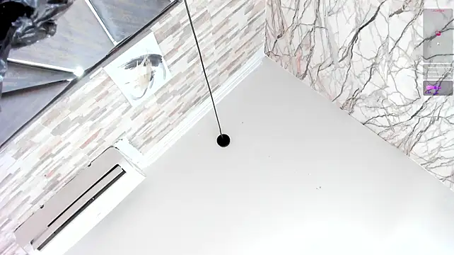IVISBOUNCYASS webcam