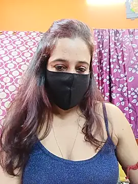 Hotpuja25 webcam