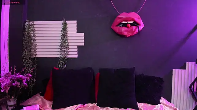 kinky_momm webcam