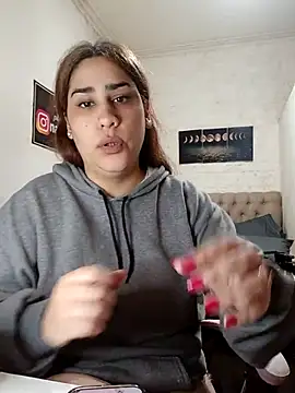 nahiarabiel33 webcam