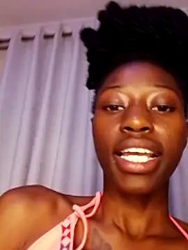 MyrahEbony webcam
