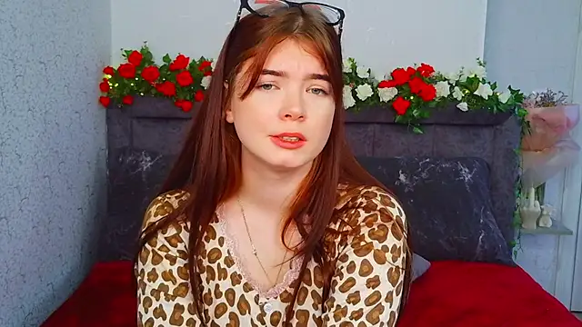 MelissaMay__ webcam