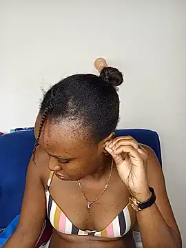 Nasty_shawrie webcam