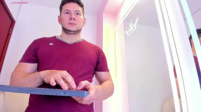 Izui_Pierce webcam