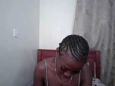 queen_zuri01 webcam