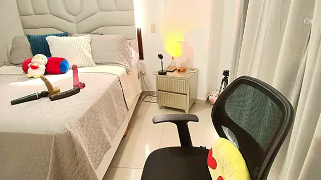 Naty_Stone webcam