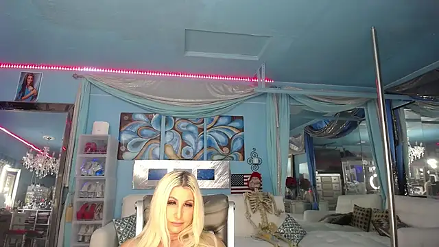 ADRIANNA_FOX webcam