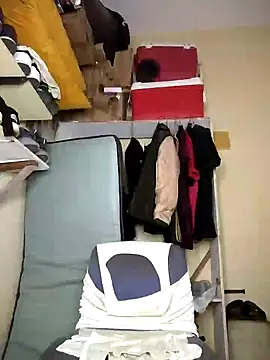 blackcoffe2 (M young) - Please help me rent an apartment