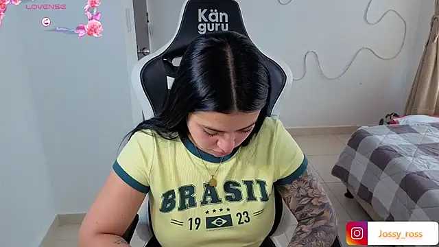 Victoryyy_ webcam