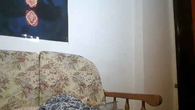 ExquisiteMature webcam