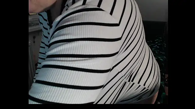 Sweetboobs webcam