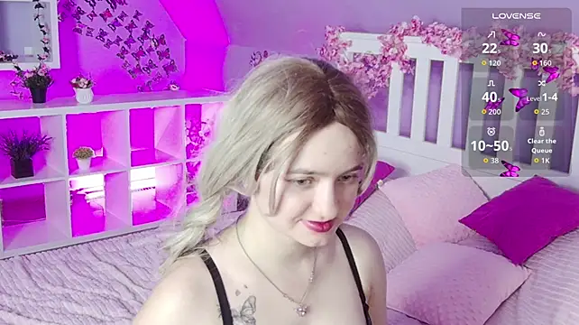 Skylar_Mour webcam