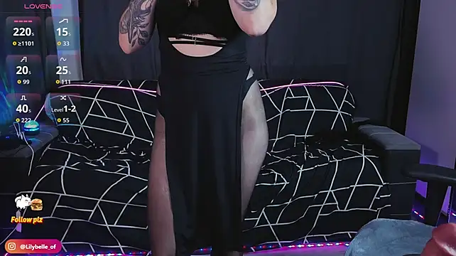 LilyBellee webcam