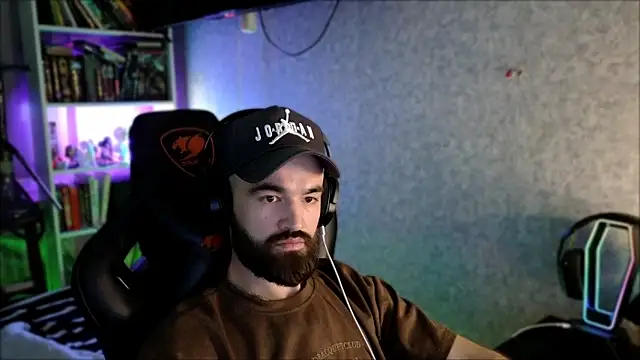 _Serious_Man webcam