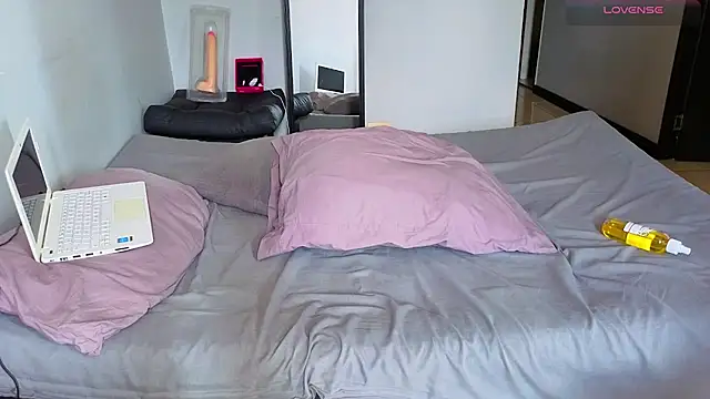 Matiashorney webcam