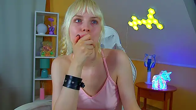 HannahHollis webcam