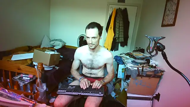 JohnnyMoves webcam