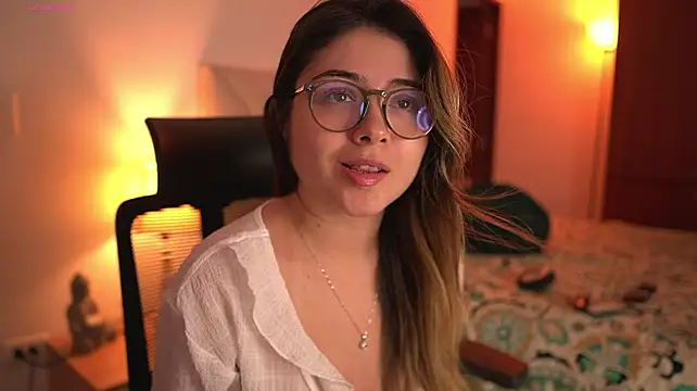 Lau_Bee webcam