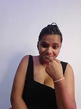 radhika01 webcam
