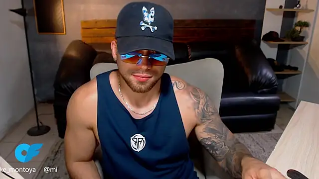 Mike_montoya01 webcam
