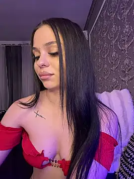 Olivia_Noor webcam