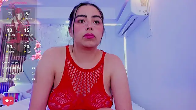 luna_bloomm_ webcam